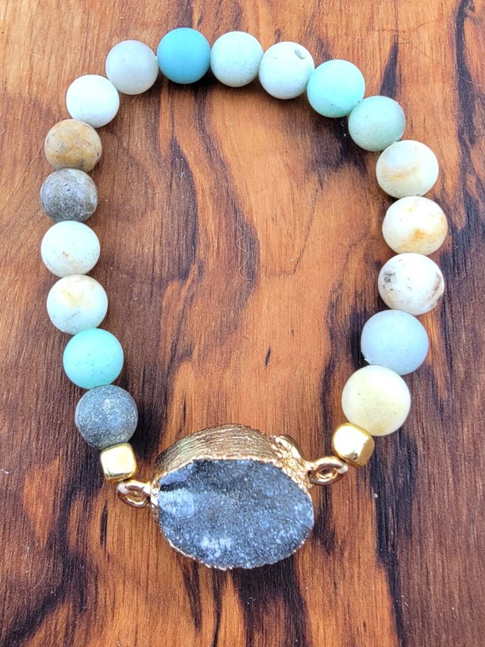 3/$30 🌊 African Jade Tone Bracelet w/ Druzy Center | Aqua & Earth Mix